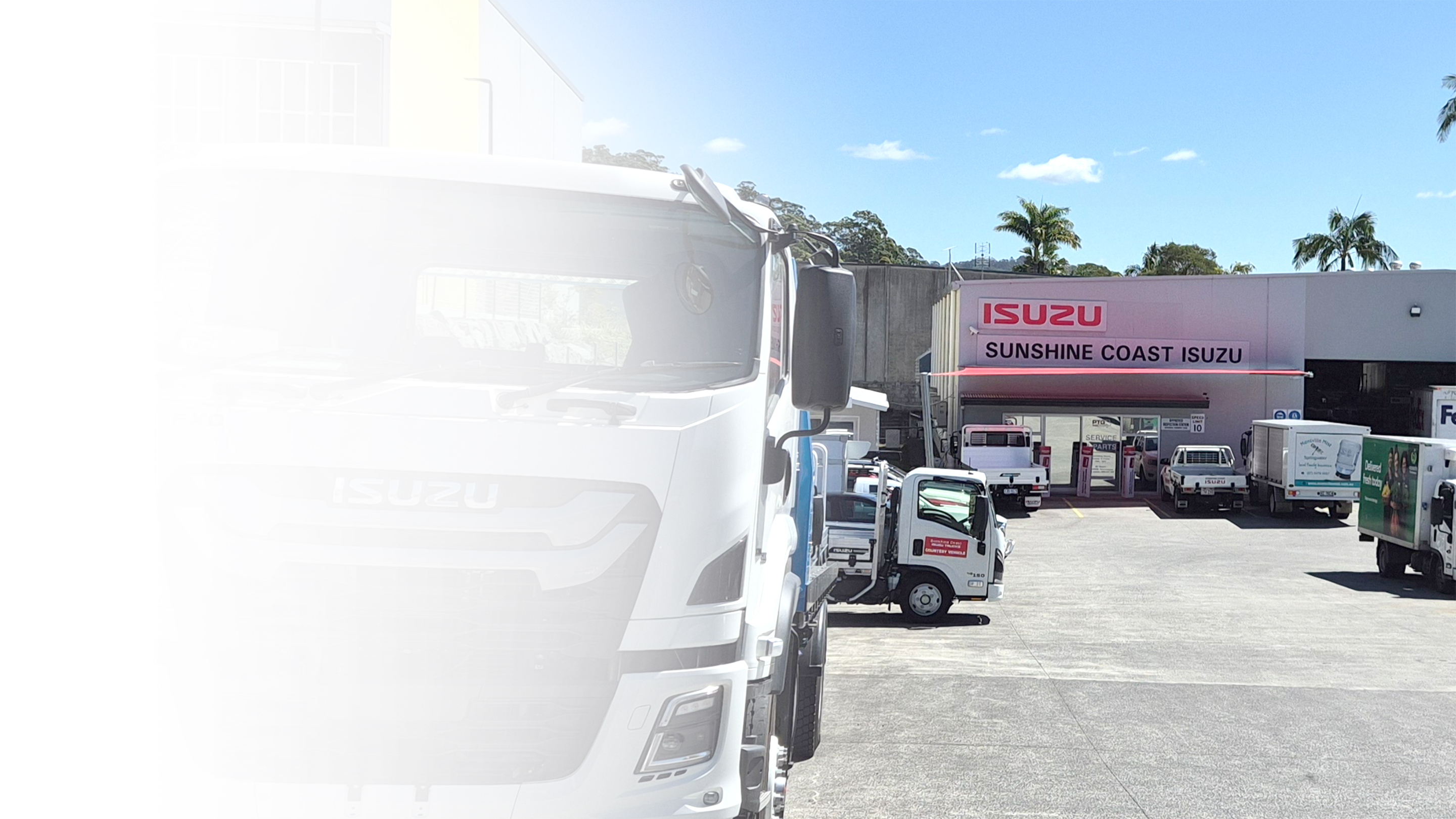 ISZS2907 Sunshine Coast Hero Desktop 1440X810 2X